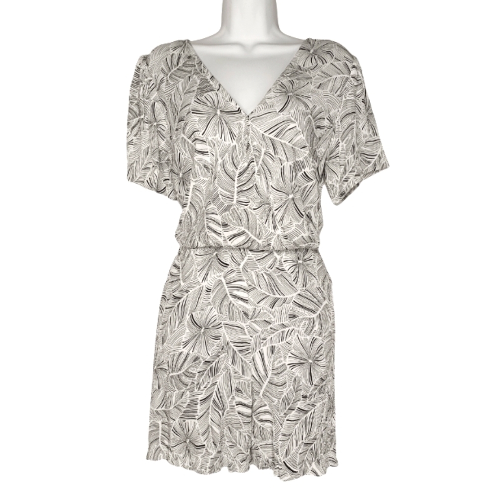 NINE WEST Leaf Print White Black Tropical Short Sleeve Romper Medium